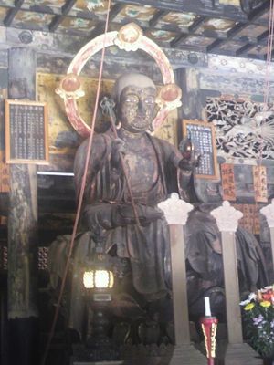 �������U