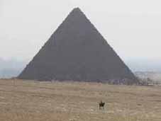 PyramidsArea2