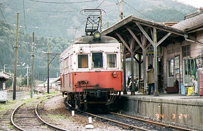 登山口