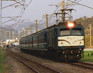 夕暮れの中のEF5866