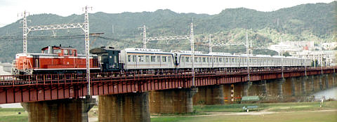 南海1000系ワイド車甲種回送