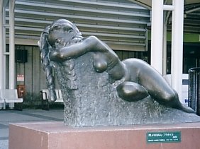 サクランボの様な女